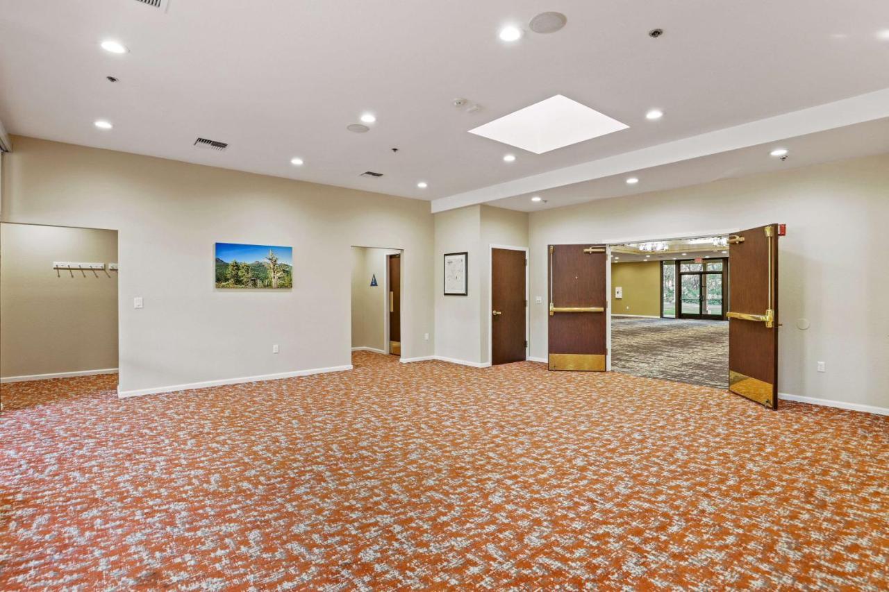 Best Western Plus Sonora Oaks Hotel And Conference Center Ngoại thất bức ảnh